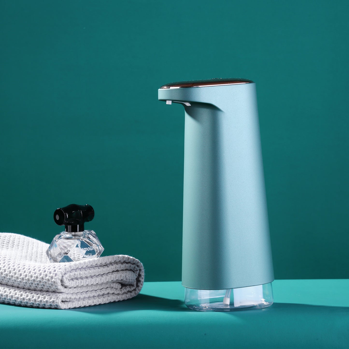 Foamie – Touch-Free Smart Soap Dispenser