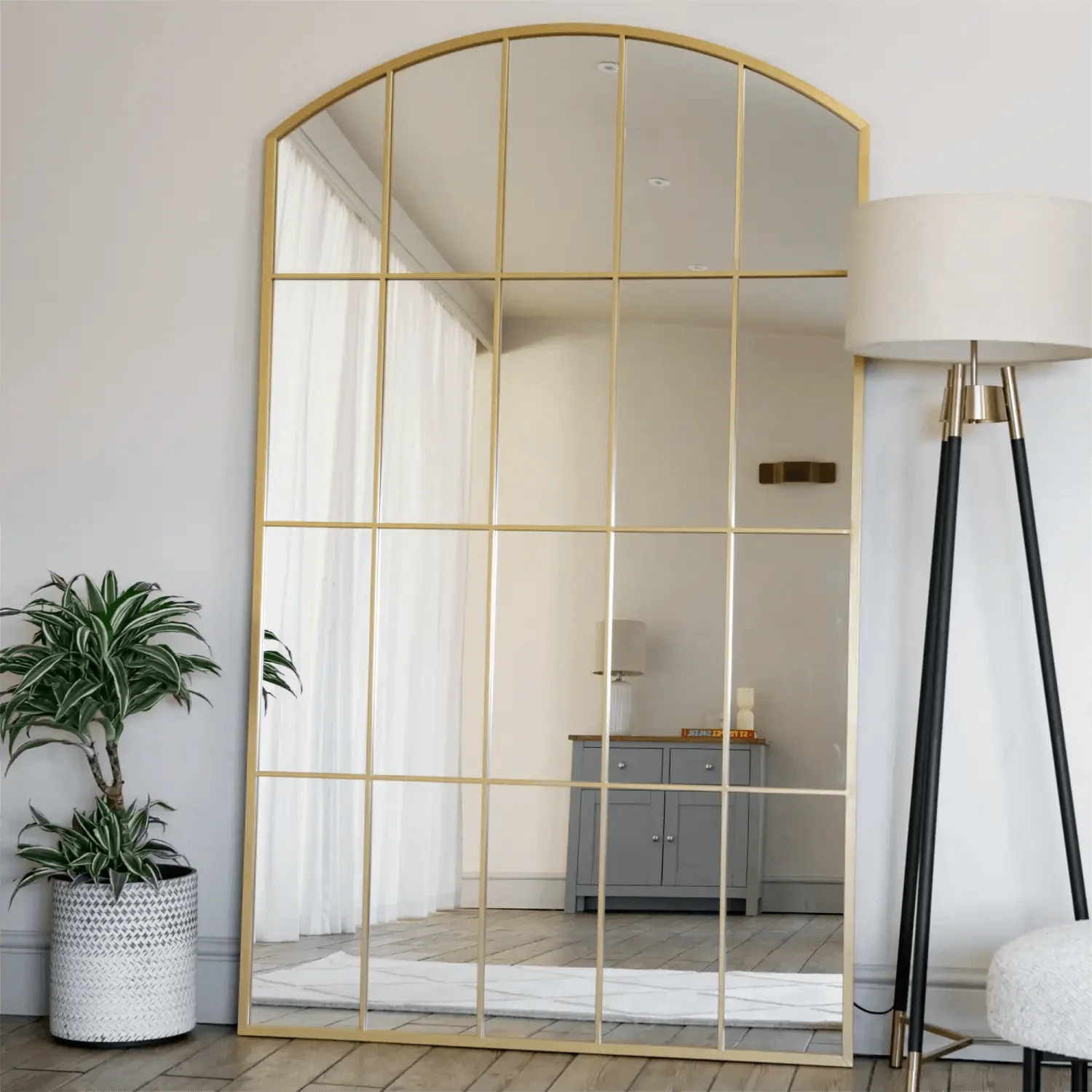 Neutral-toned mirror with minimal design