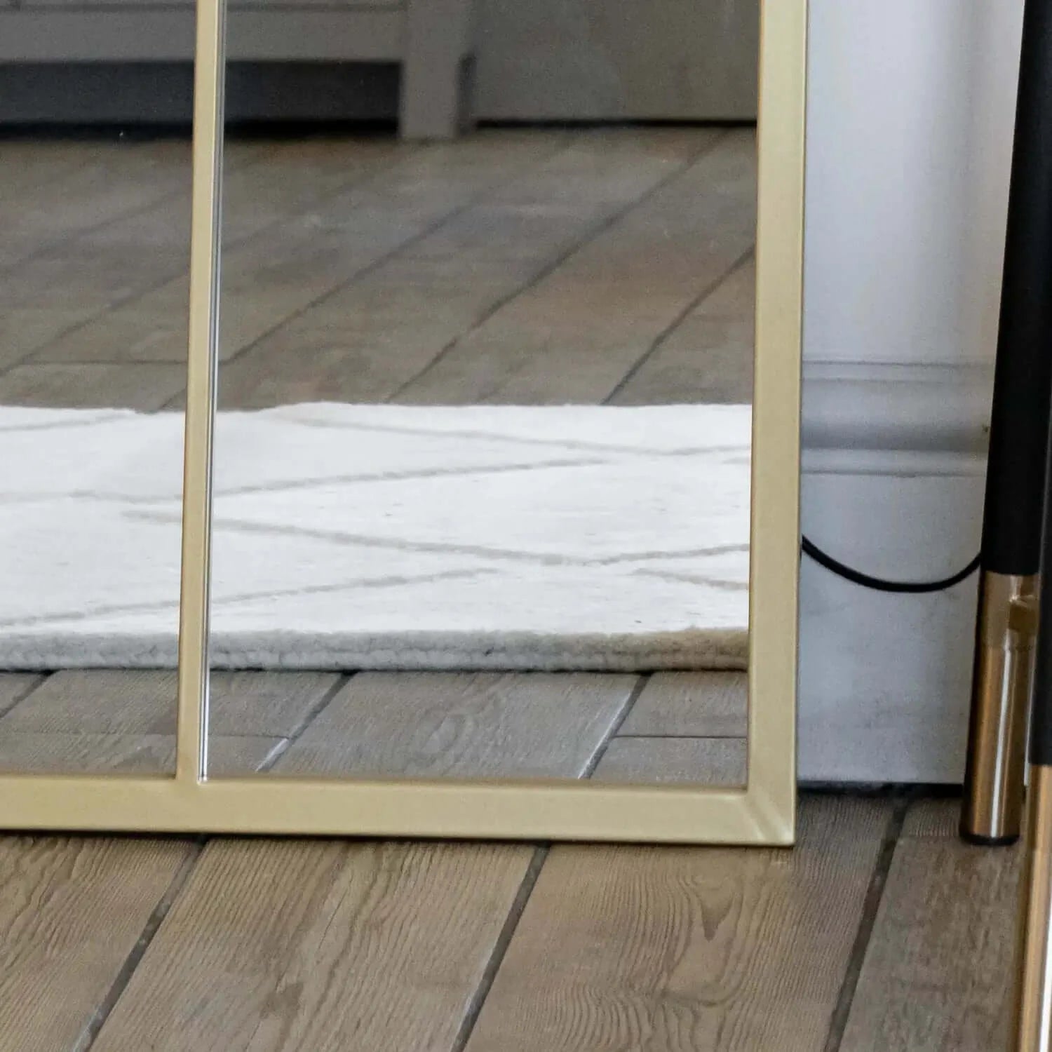 Neutral-toned mirror with minimal design